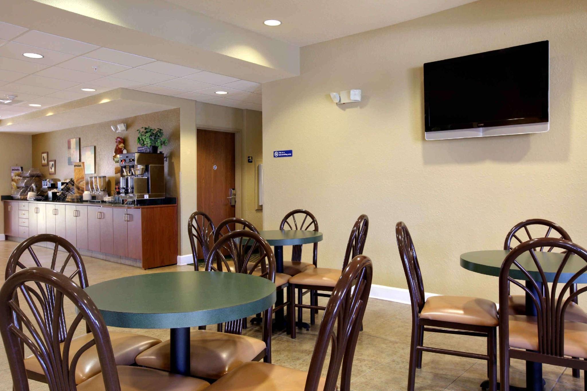 Microtel Inn And Suites - Zephyrhills Εξωτερικό φωτογραφία