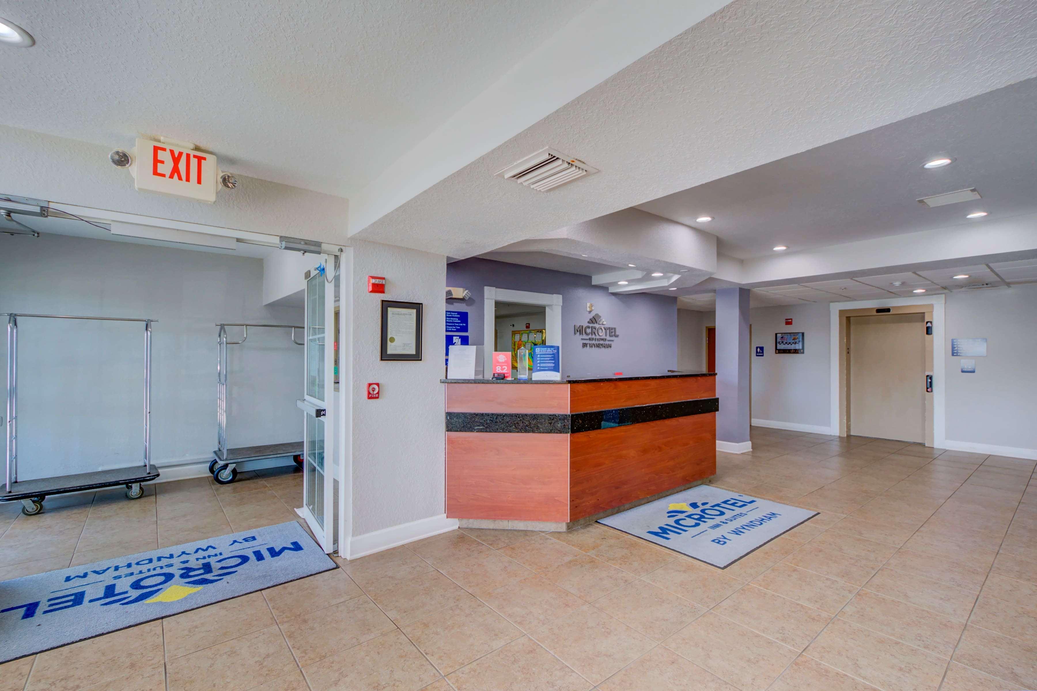 Microtel Inn And Suites - Zephyrhills Εξωτερικό φωτογραφία