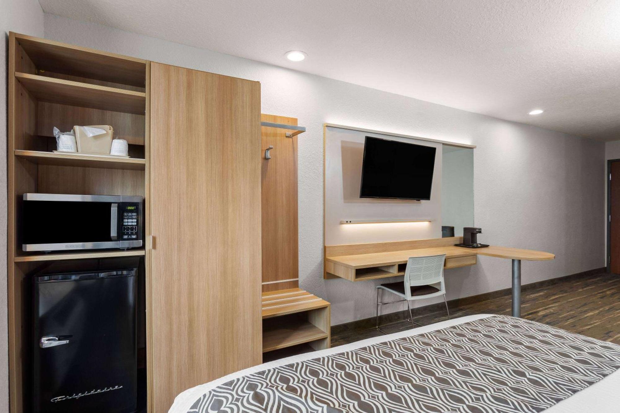 Microtel Inn And Suites - Zephyrhills Εξωτερικό φωτογραφία
