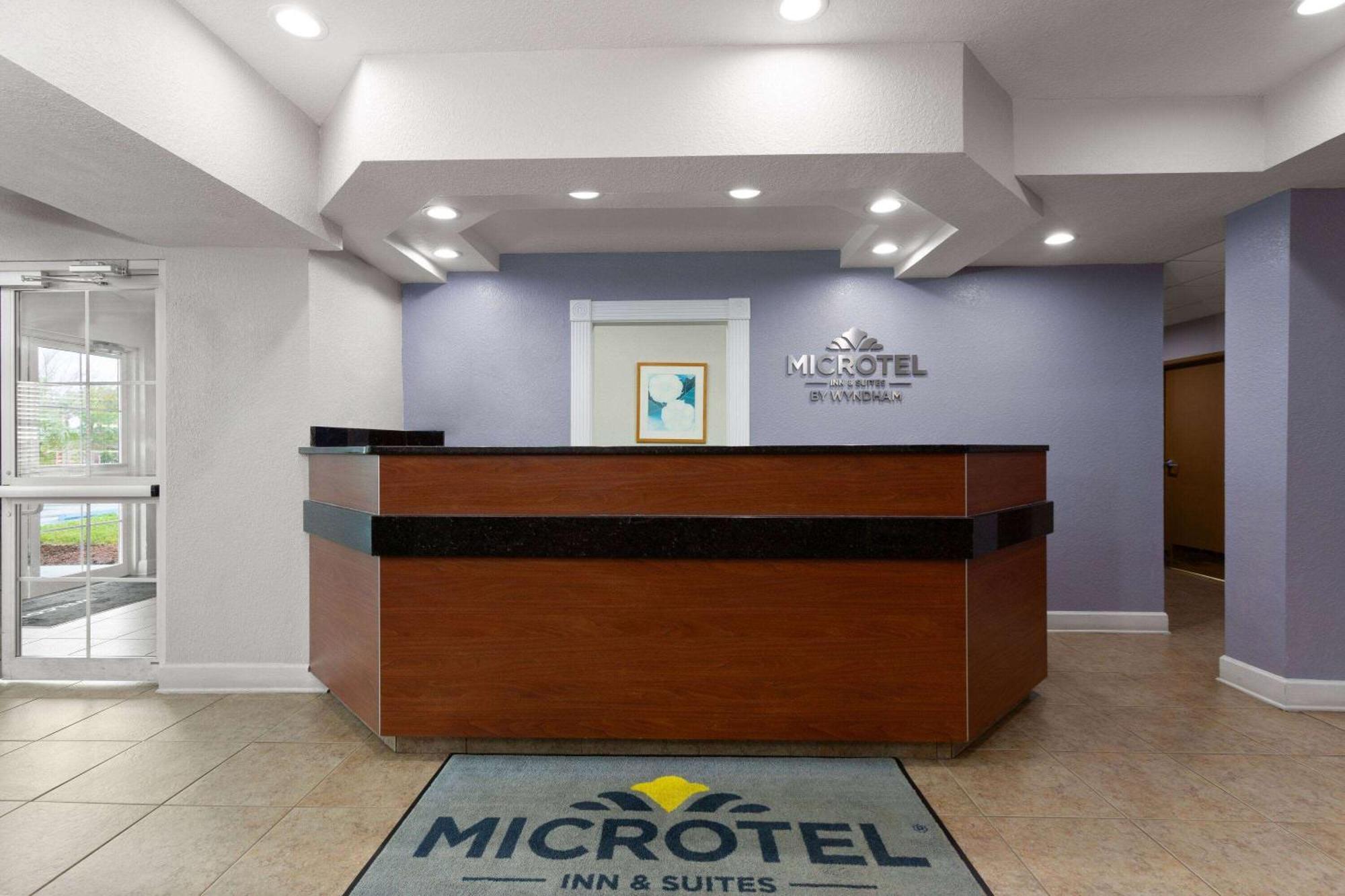 Microtel Inn And Suites - Zephyrhills Εξωτερικό φωτογραφία