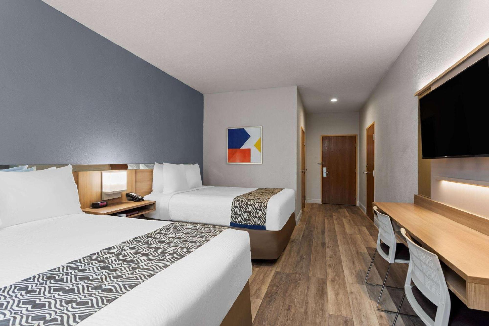 Microtel Inn And Suites - Zephyrhills Εξωτερικό φωτογραφία