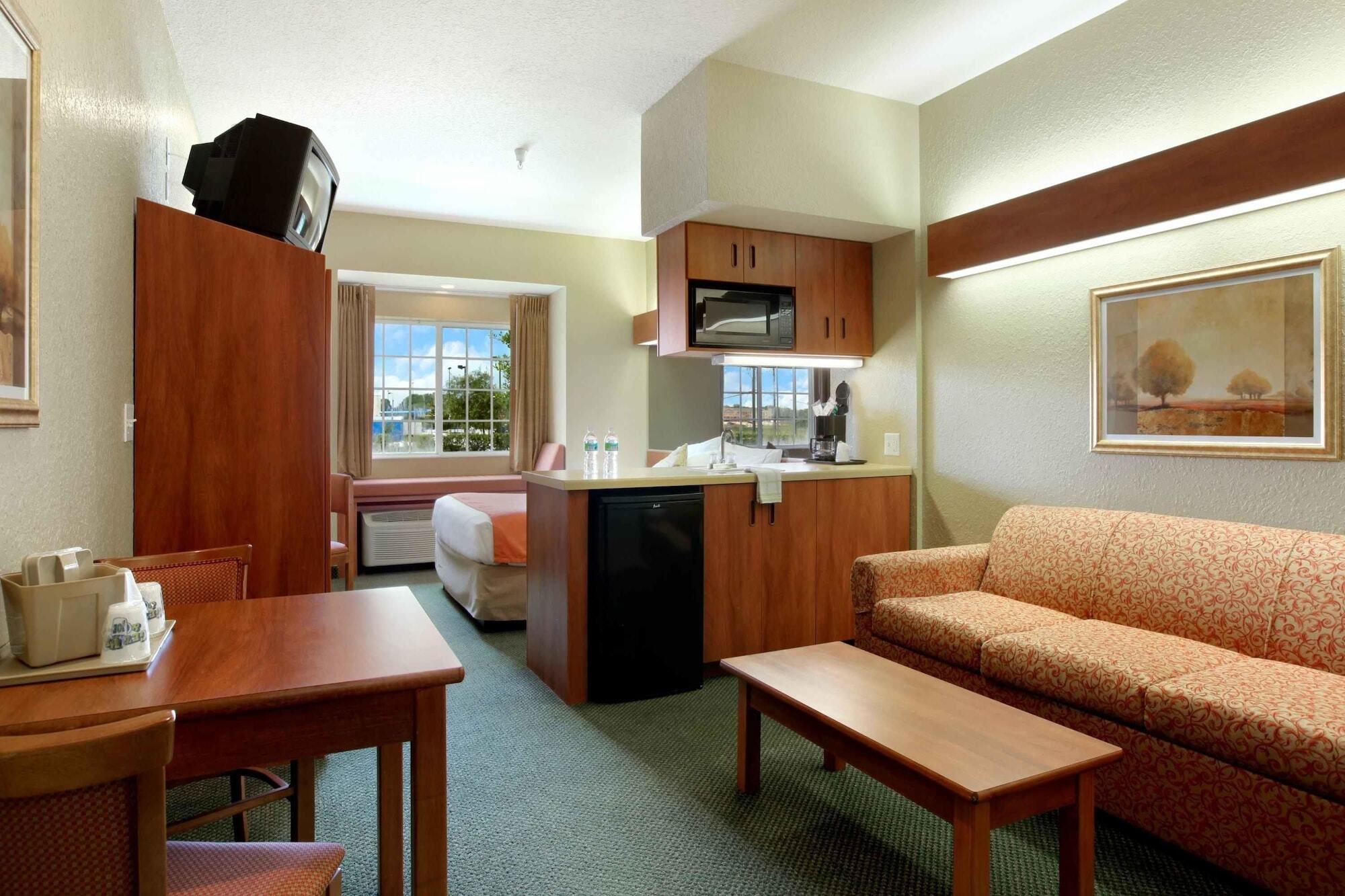 Microtel Inn And Suites - Zephyrhills Εξωτερικό φωτογραφία
