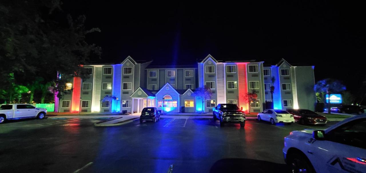 Microtel Inn And Suites - Zephyrhills Εξωτερικό φωτογραφία